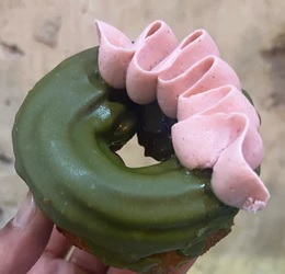 Matcha Strawberry Cruller