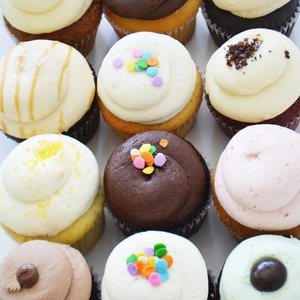 12 assorted mini cupcakes