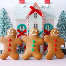 12 Gingerbread Men